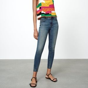 Zara Basic Z1975 Denim Mid Rise Cropped NWT Sz 6